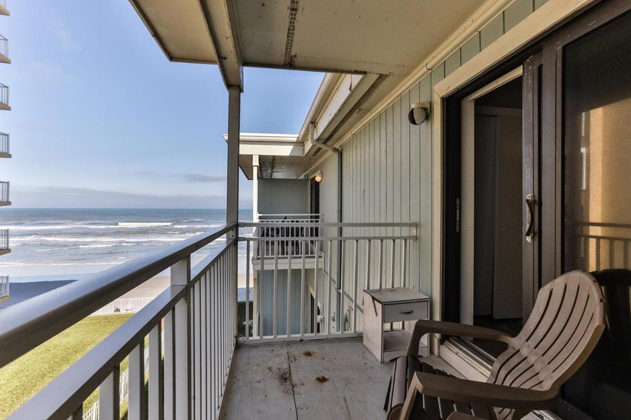 Coastal Waters Hotel New Smyrna Beach Exterior photo